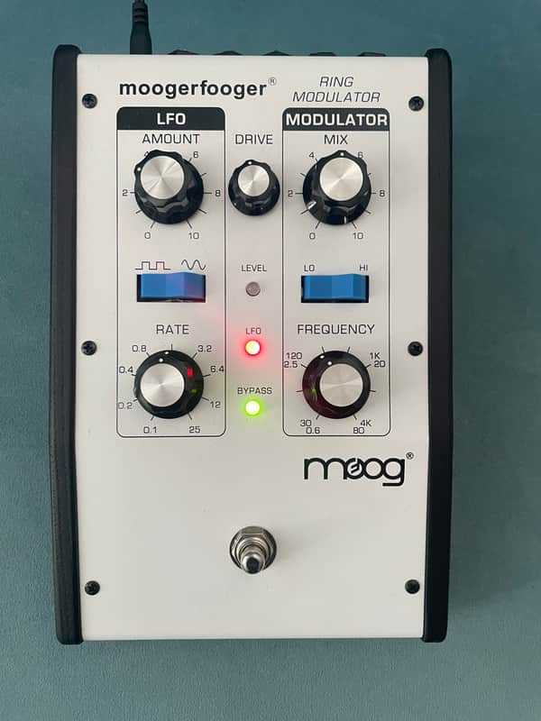 Moog MF-102 Moogerfooger Ring Modulator White | Reverb