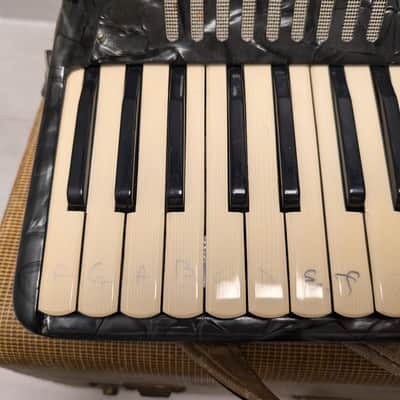Salanti N. 245 Piano Accordion - Black w/ Case *as-is* image 3