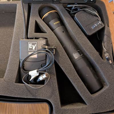 Electro-Voice ClearScan RE2 Wireless Microphone and Lav  System image 2