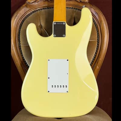 Fender AVRI '62 Stratocaster  | 1996 USA Made - Vintage White Nitrocellulose image 7