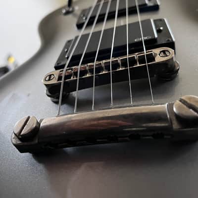 ESP LTD Deluxe 2010 - Silver burst image 12