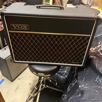 Vox Traveller Guitar Amp 10-Watt 1x10" Guitar Combo 1967 - 1968 - Black image 1