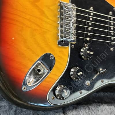 1977 Fender - Stratocaster - Sunburst - ID 5971 image 5