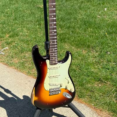 Fender Stratocaster 2016 - Sunburst image 13