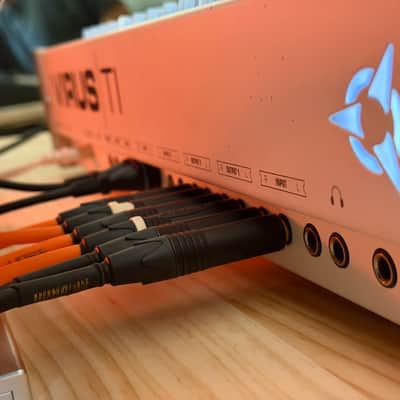 Access Virus TI Polar 37-Key Digital Synthesizer 2005 - White image 5