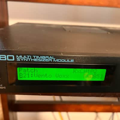 Roland JV-880 Multi Timbral Synthesizer Module 1992 - 1996 - Black