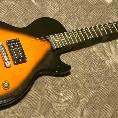 エピフォン レスポールジュニア 美品 ケース付　epiphone pro1ギター Epiphone PRO-1 Les Paul Jr. Electric Guitar Pack Alpine White w