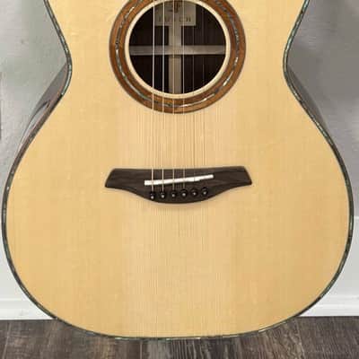 Furch Red OM-LR Alpine Spruce/Rosewood Koa Binding Abalone Purfling Hardshell Case image 11