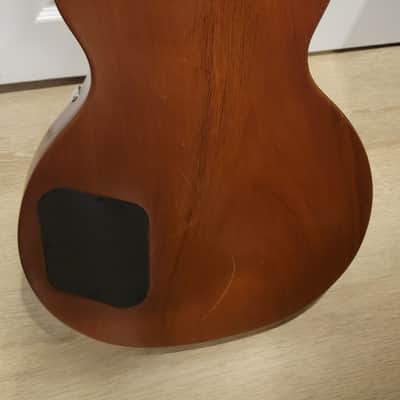 $1500 Gibson Les Paul Studio Tribute - 50's Style - 2019 - Iced Tea Burst image 3