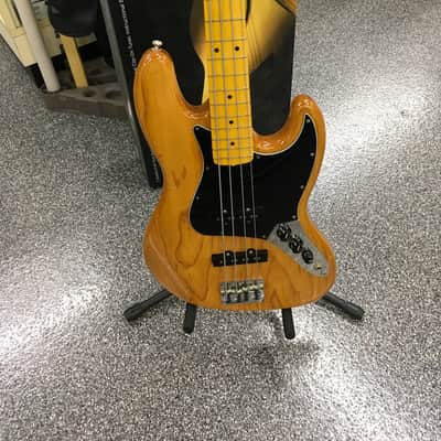 Fender American Professional II Jazz Bass with Maple Fretboard 2020 - Present - Roasted Pine image 2