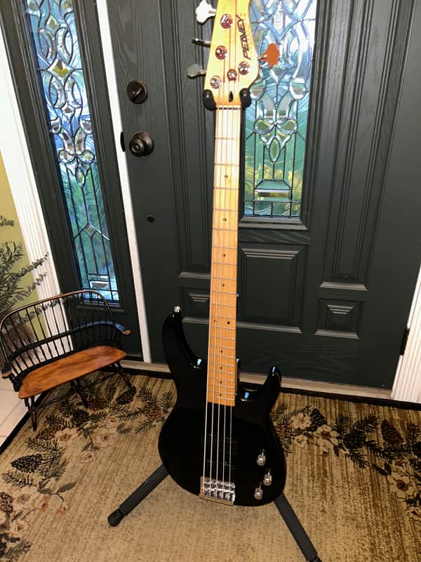 Peavey Foundation 5 mid 90's - black image 1