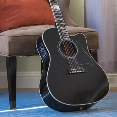 2010 Gibson Dove Performer Acoustic with Fishman Prefix Plus-T image 2