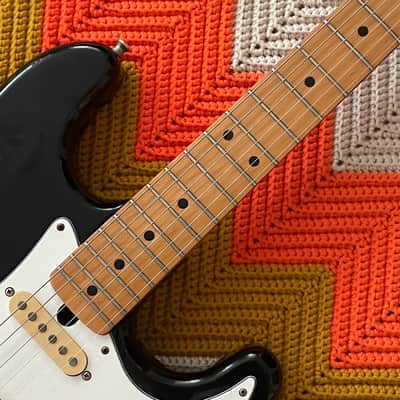Univox Solid Body Stratocaster - 1970’s Made in Japan 🇯🇵! - Killer Strat! - Huge and Epic Sound! - image 5