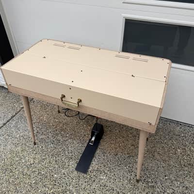 Vintage 1960 Wurlitzer model 120 Electric piano - Worldwide Shipping! image 19