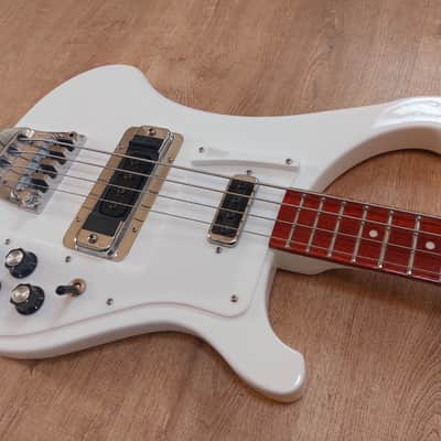 2018 Rickenbacker 4003S 2018 Snowglo White Bass Guitar image 2