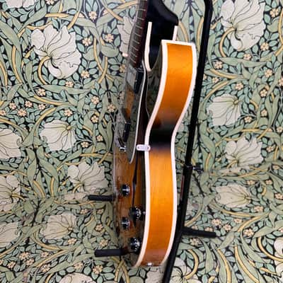Gibson Limited Edition ES-135 Tobacco Burst 2000 image 11