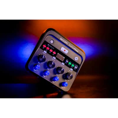 Zoom PodTrak P4next Podcast Recorder Bundle with 2 ZDM-1 Mic Packs image 8