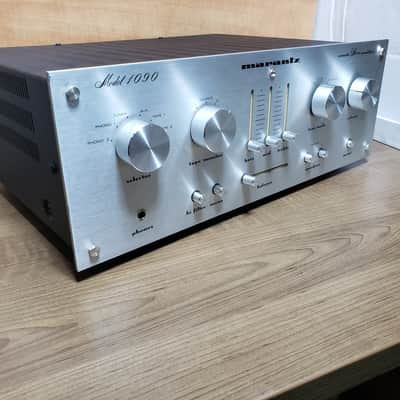 Marantz Model 1090 45-Watt Stereo Solid-State Integrated Amplifier 1977 - 1978 image 4