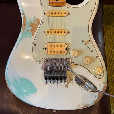 Fender Custom Shop '60 Reissue Stratocaster Relic 2010s White/Green image 2