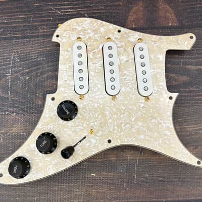 Dimarzio DP423 Injector Bridge/DP419 WHITE Area 67/DP422 Pickup Set Paul Gilbert image 3