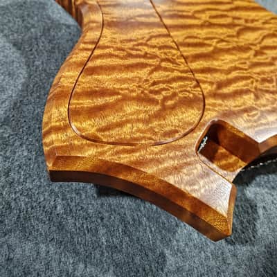 Barlow Guitars Osprey Semi-Hollow 2025 - Golden Camphor / Mun Ebony image 20