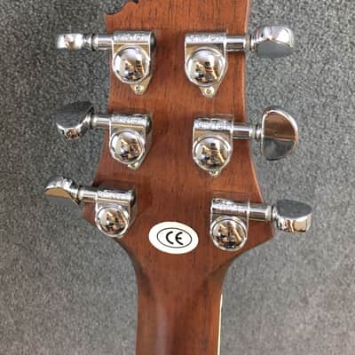 2008年製・Greg Bennett OM-8CE・エレアコ・トップ単板・GROVERペグ