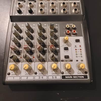 Behringer 802 8-Input 2-Bus Mixer XENYX EQ 2016 - Present - Standard image 1