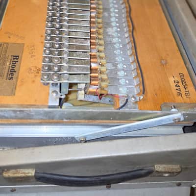 Fender Rhodes Mark I Stage 73-Key Electric Piano 1976 image 12