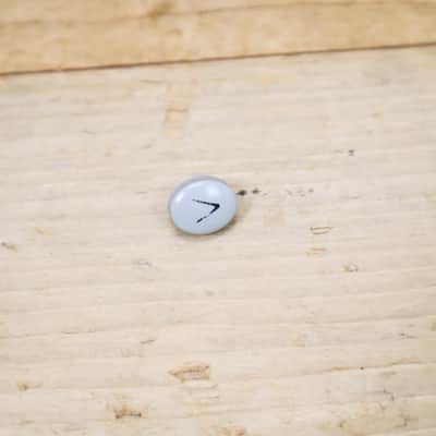 E-mu Gray Button Selector Cap/Cover with Arrow for Proteus 1000/2000 U237396