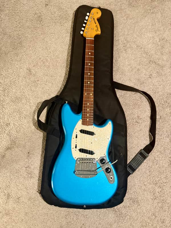 Fender Vintera '60s Mustang with Pau Ferro Fretboard 2019 - 2023 - Lake Placid Blue