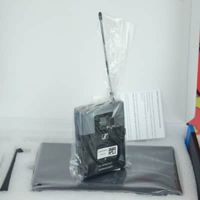 NOS Sennheiser XS Wireless 2 Lapel Wireless System image 4