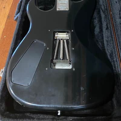 Kramer American Baretta II 1987 rare Knapp graphic - “Guitarman” image 7