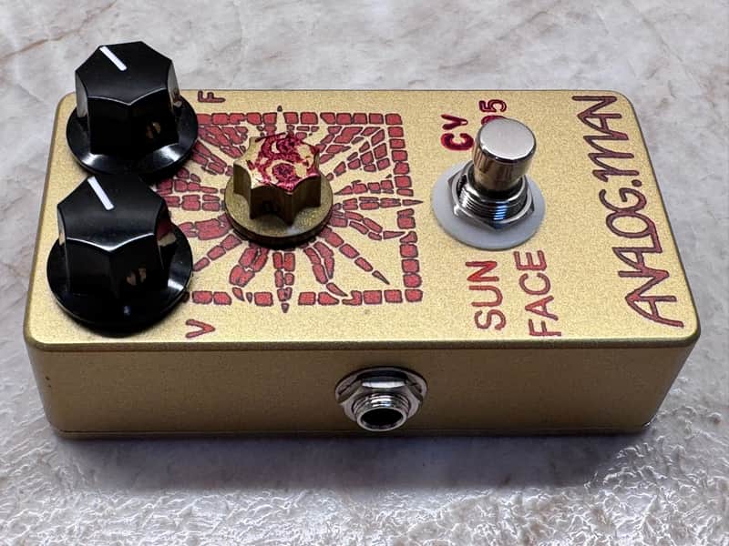 Analogman Sun Face Mullard CV7005 Germanium Fuzz with Sun Dial