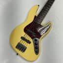 Fender Deluxe Active Jazz Bass V 2007 - Vintage White W/Rosewood Fretboard