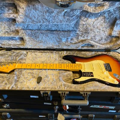 Fender American Ultra Stratocaster Left-Handed image 1