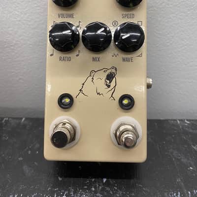 JHS Kodiak Tremolo image 1