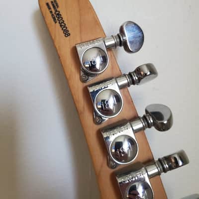 Parker P-30 | Reverb