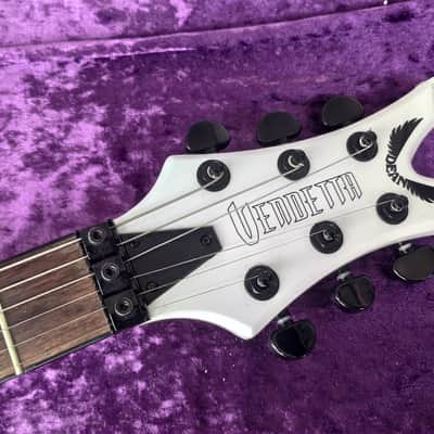 REDUCED Dean Vendetta 4.0*rare & fine neck-thru model made in Korea 2008*top rock guitar that sounds/plays/looks really great*floyd rose! image 11