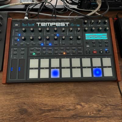 Dave Smith Instruments Tempest 6-Voice Drum Machine 2011 - 2018 - Black with Wood Sides