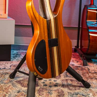 Ibanez BTB1606 / BTB1606E-NTF Premium 2015 - 2016 - Natural Flat image 8