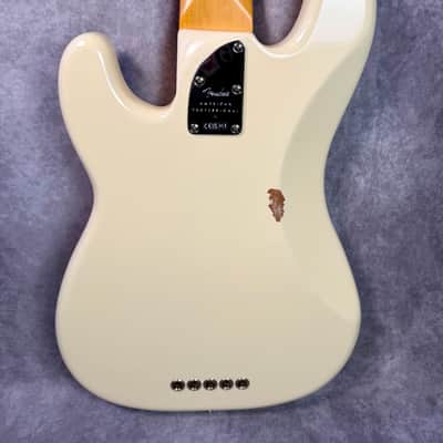 Fender American Professional II Precision Bass Body Olympic White 2023 - White image 2