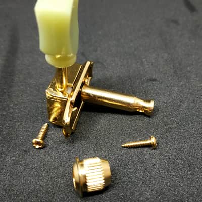 6 Gold Wilkinson, kluson style 3+3 Machine heads, Keystone button image 5