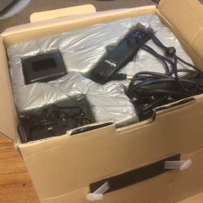 New/Old Stock MA-101ACT Wireless Wall-mountable (if needs be) Portable PA.. Take it Anywhere image 4