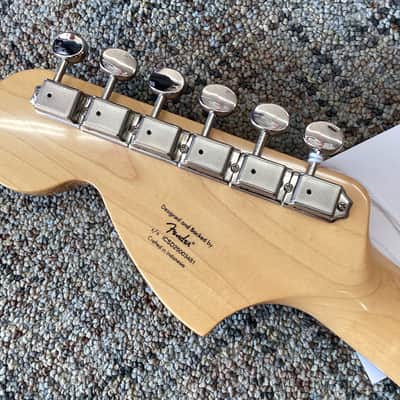 Squier Classic Vibe '60s Mustang 2025 in Sonic Blue image 6