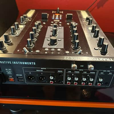 Native Instruments Traktor Kontrol Z2 image 3