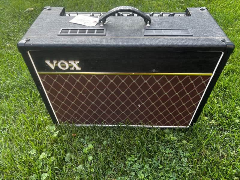 Vox AC15C1 Custom 2-Channel 15-Watt 1x12" Guitar Combo 2010 - Present - Black image 1