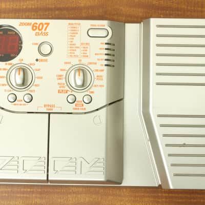 Zoom 607 Bass