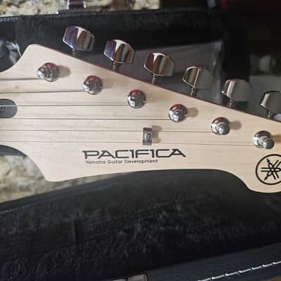 Yamaha PAC012 6-String Pacifica Electric Guitar - Dark Blue Metallic - Dark Blue Metallic image 6