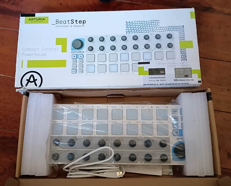 Arturia BeatStep MIDI Controller