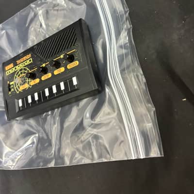 Korg monotron DELAY Analog Ribbon Synthesizer Black from Japan Tested image 4